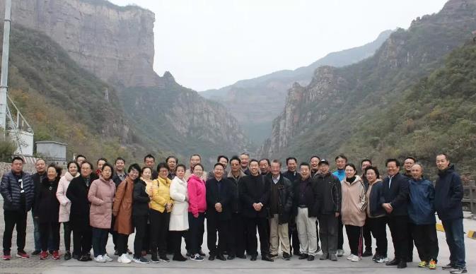 鄭州普瑞眼科醫(yī)院2019年豫北地區(qū)學(xué)術(shù)交流會(huì)圓滿(mǎn)落幕！